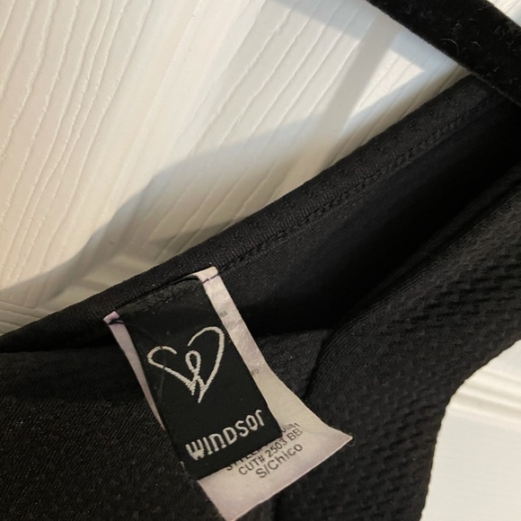 Black and gold stripe dress - Picture 2 of 2